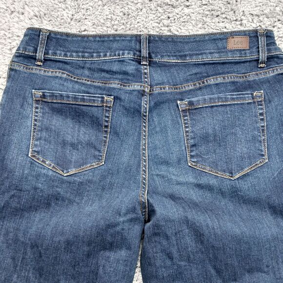 Lee Relax Fit Straight Leg Denim Blue Jeans Pant. Woman's 18W.Mid Rise Slimming. - Picture 7 of 13